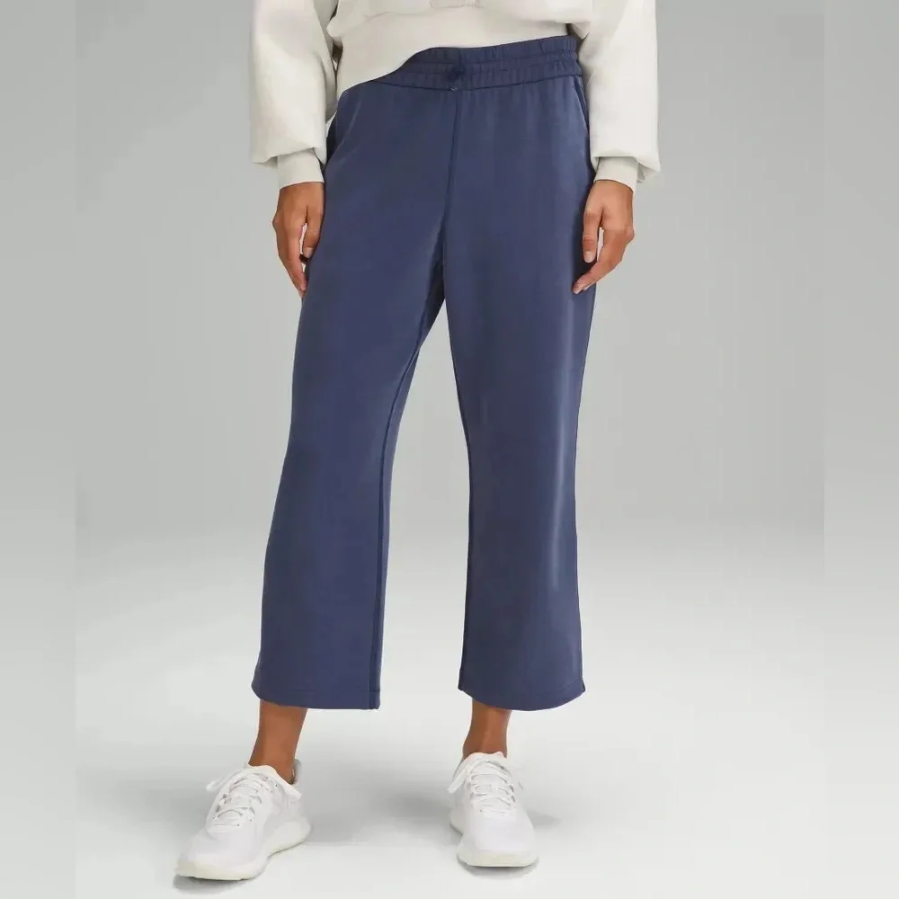 LIKE NEW Lululemon Softstreme High Rise Straight Leg Crop Pants True Navy - 12
